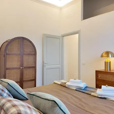 Boutique House Whit Balcony *