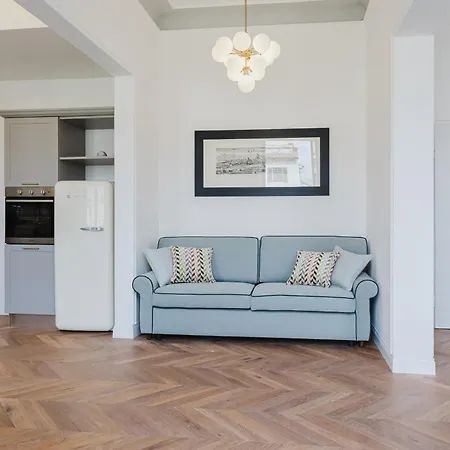 Boutique House Whit Balcony Appartement