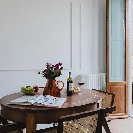 Appartement Boutique House Whit Balcony *