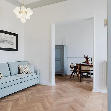 Appartement Boutique House Whit Balcony